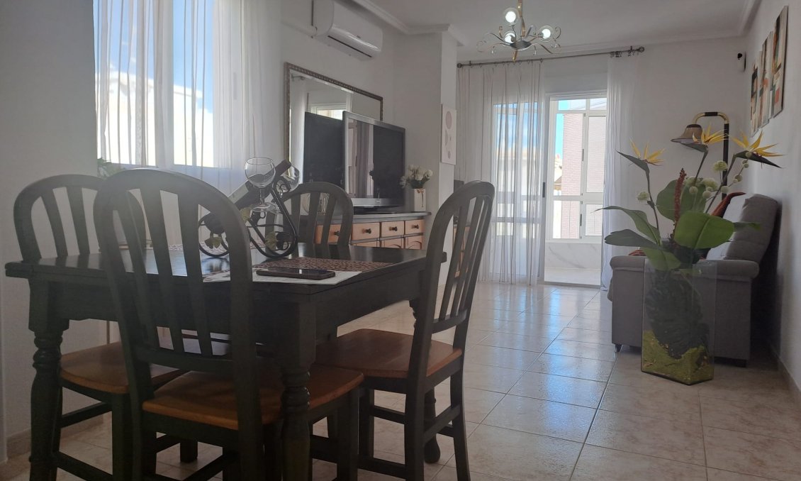 Resale - Apartment -
Torrevieja - Costa Blanca