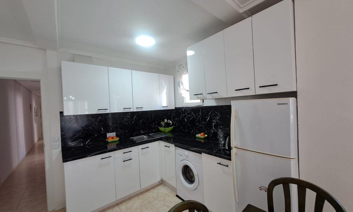 Resale - Apartment -
Torrevieja - Costa Blanca