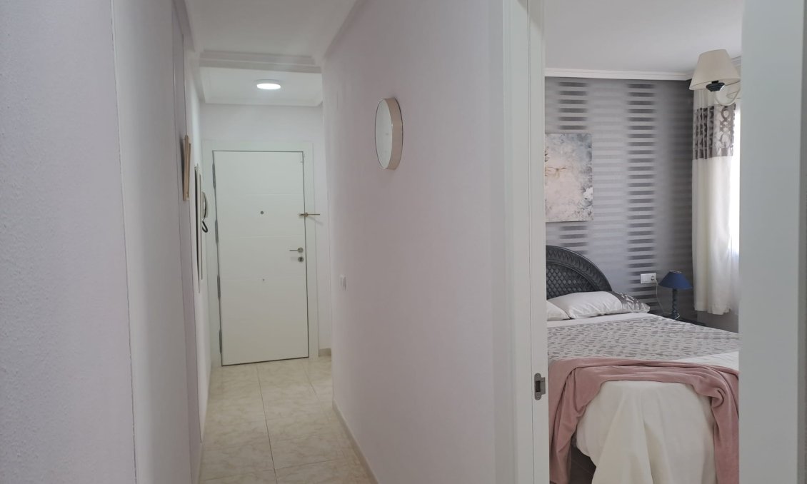 Resale - Apartment -
Torrevieja - Costa Blanca