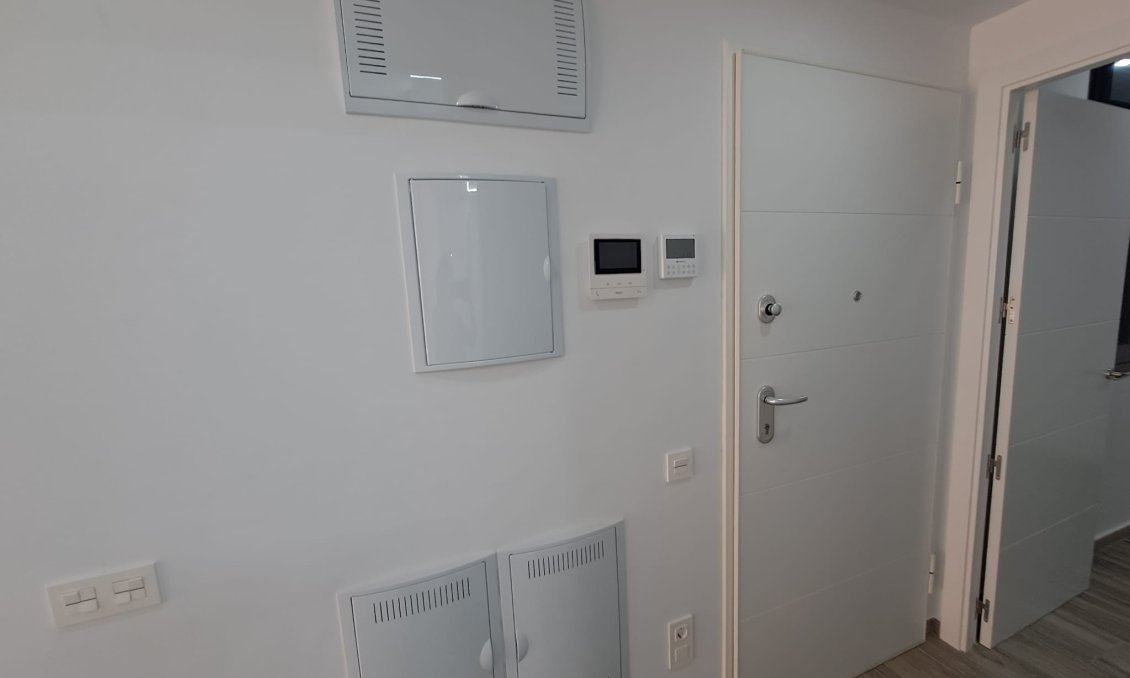 Revânzare - Apartament -
Torrevieja - Costa Blanca