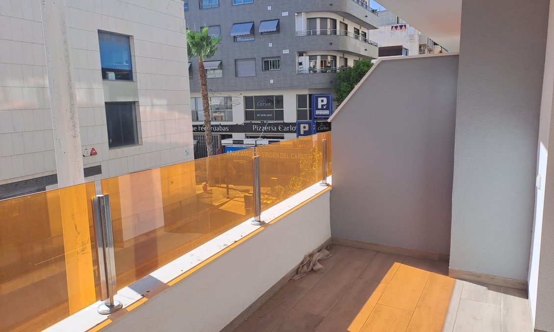 Revânzare - Apartament -
Torrevieja - Costa Blanca