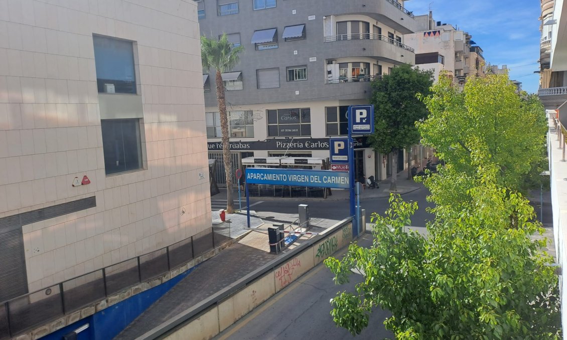 Revânzare - Apartament -
Torrevieja - Costa Blanca