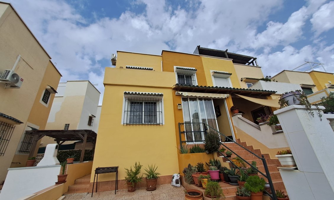 Resale - Town House -
Orihuela Costa - Costa Blanca