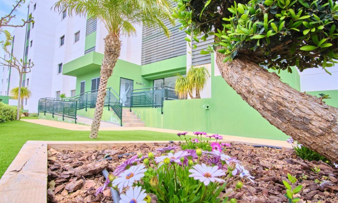 Wiederverkauf - Wohnung -
Mil Palmeras - Costa Blanca