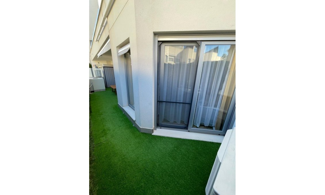 Revente - Bungalow -
Torrevieja - Costa Blanca