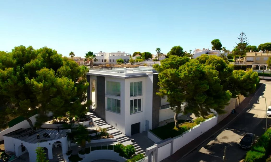 Wiederverkauf - Town House -
Torrevieja - Costa Blanca