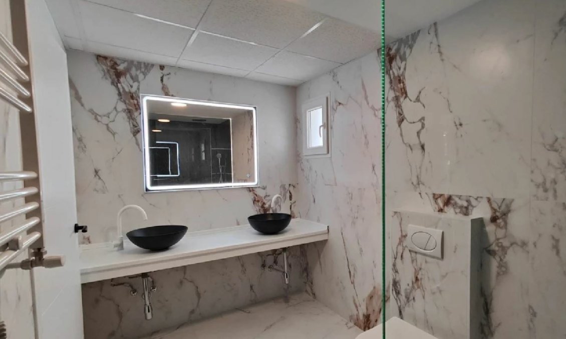 Wiederverkauf - Town House -
Torrevieja - Costa Blanca