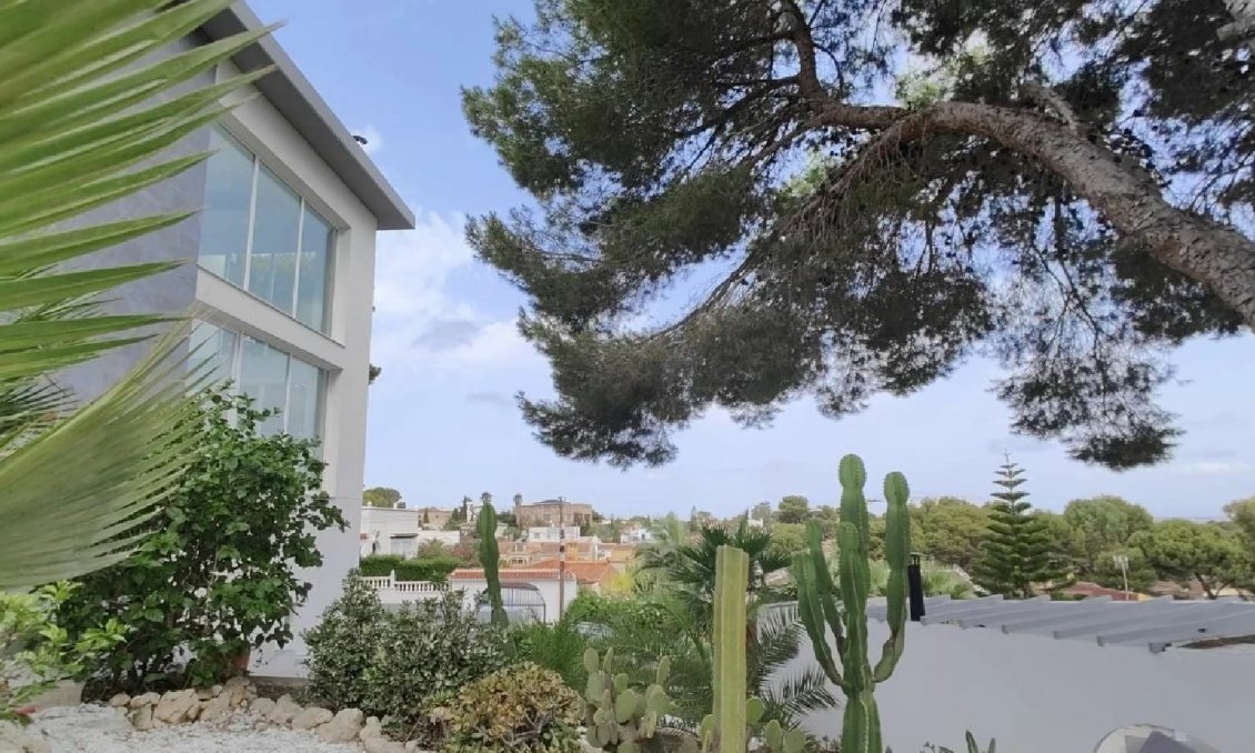 Wiederverkauf - Town House -
Torrevieja - Costa Blanca