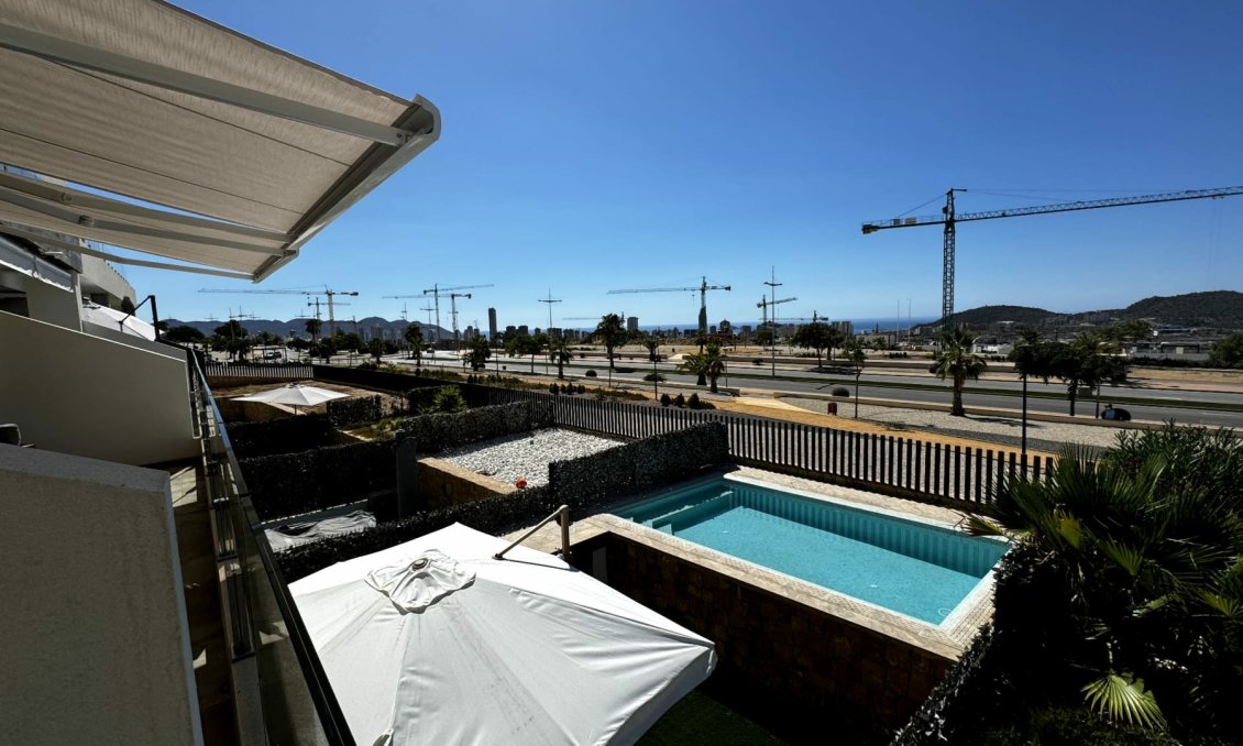 Revânzare - Town House -
Benidorm - Costa Blanca