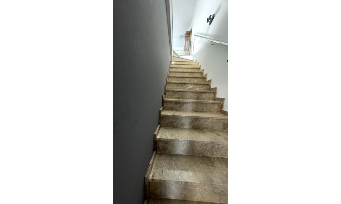 Revânzare - Town House -
Benidorm - Costa Blanca