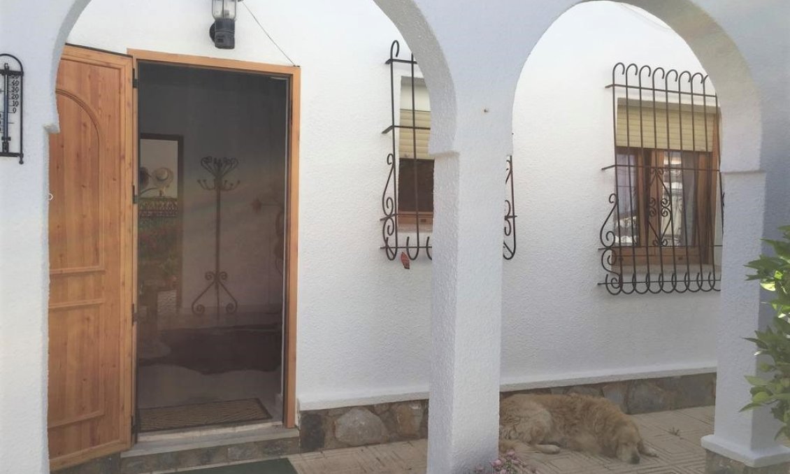 Wiederverkauf - Town House -
Torrevieja - Costa Blanca