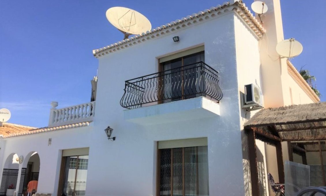 Wiederverkauf - Town House -
Torrevieja - Costa Blanca