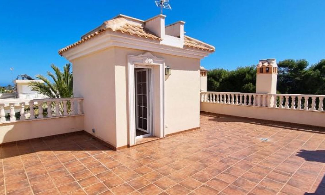 Resale - Town House -
Cabo Roig - Costa Blanca
