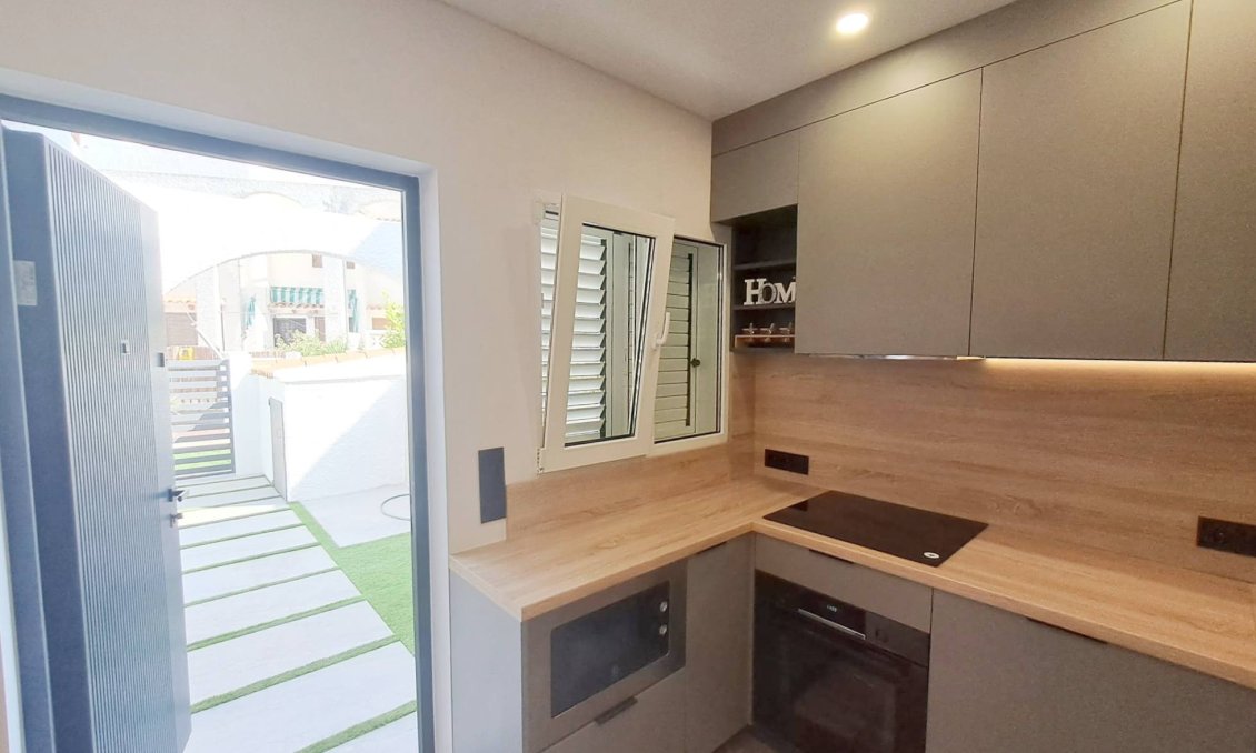 Wiederverkauf - Town House -
Torrevieja - Costa Blanca