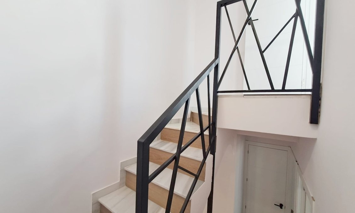 Wiederverkauf - Town House -
Torrevieja - Costa Blanca