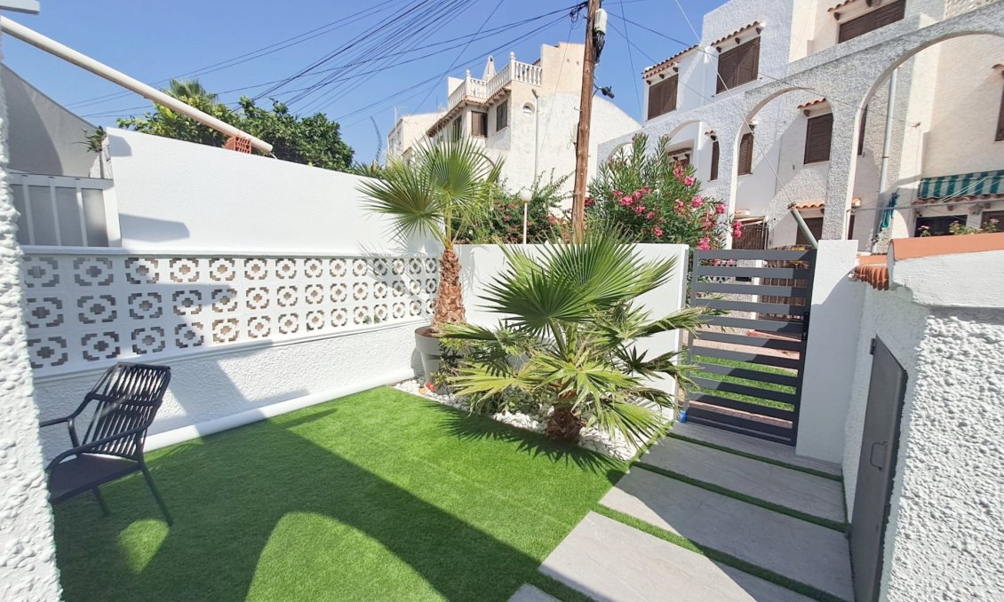 Wiederverkauf - Town House -
Torrevieja - Costa Blanca