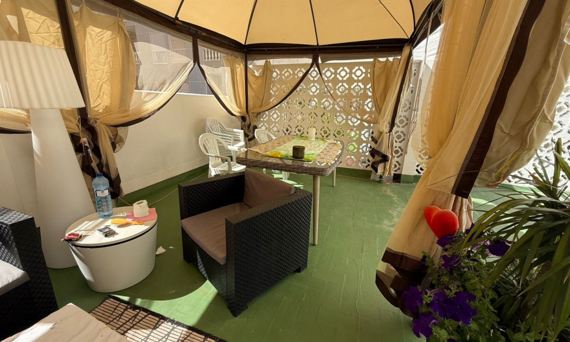 Használt Ingatlanok - Apartman -
Torrevieja - Costa Blanca