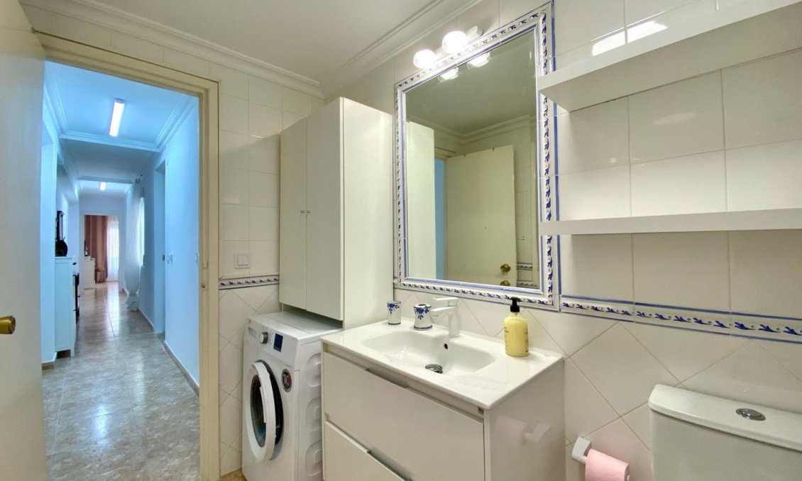 Revânzare - Apartament -
Torrevieja - Costa Blanca