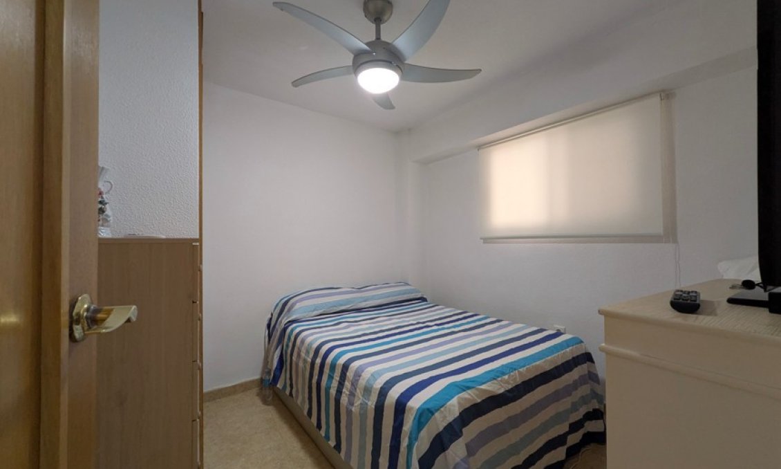 Wiederverkauf - Wohnung -
El Campello - Costa Blanca