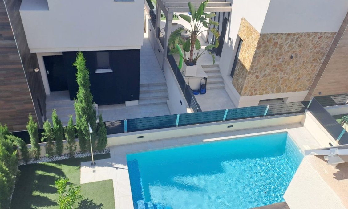 Resale - Town House -
Orihuela Costa - Costa Blanca