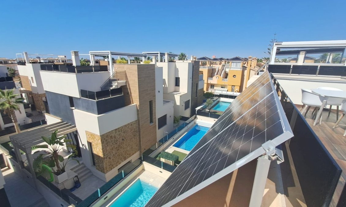 Resale - Town House -
Orihuela Costa - Costa Blanca