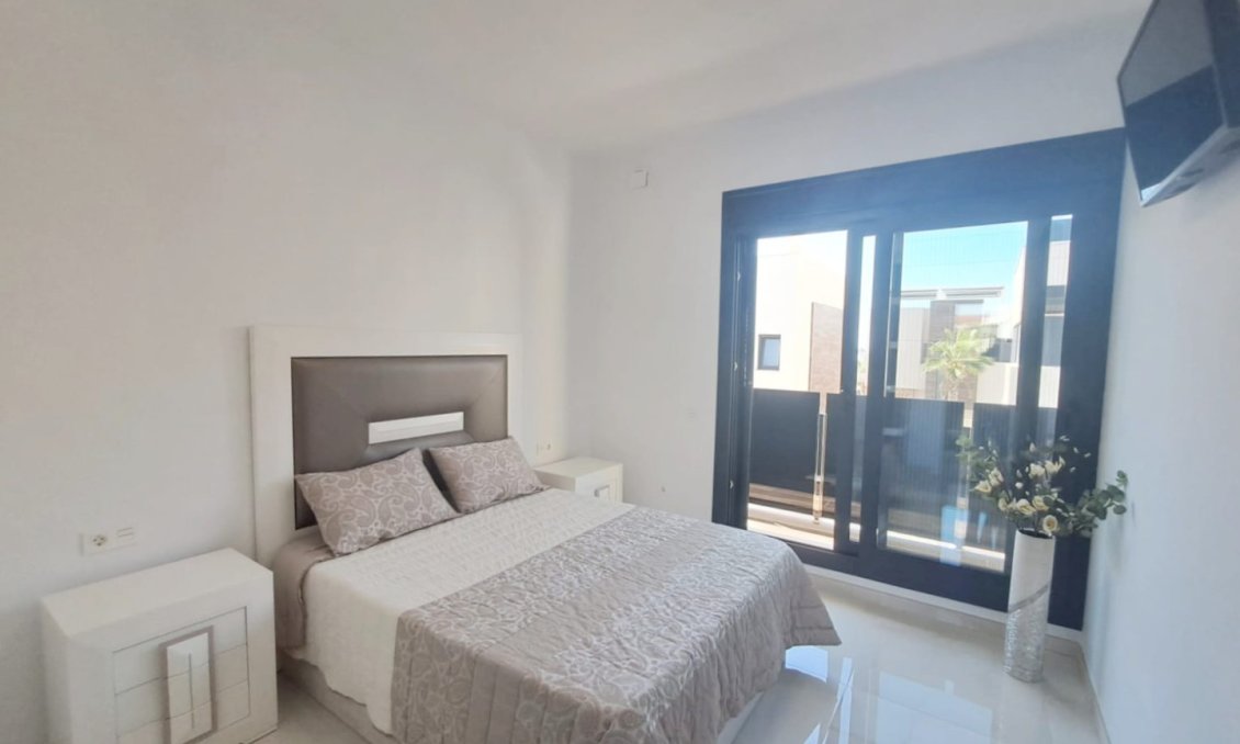 Resale - Town House -
Orihuela Costa - Costa Blanca