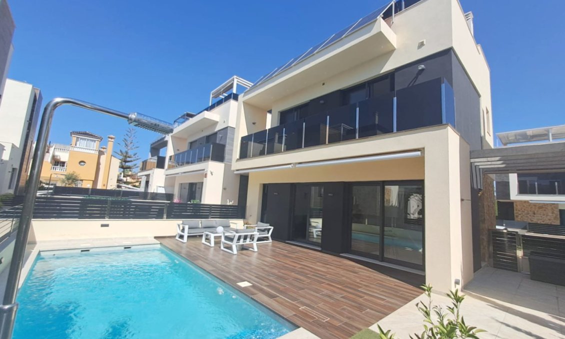 Resale - Town House -
Orihuela Costa - Costa Blanca