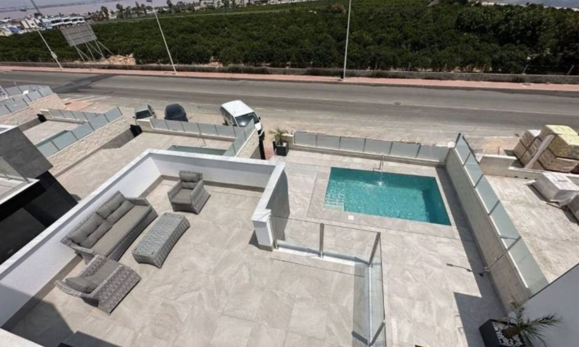 Resale - Town House -
Torrevieja - Costa Blanca