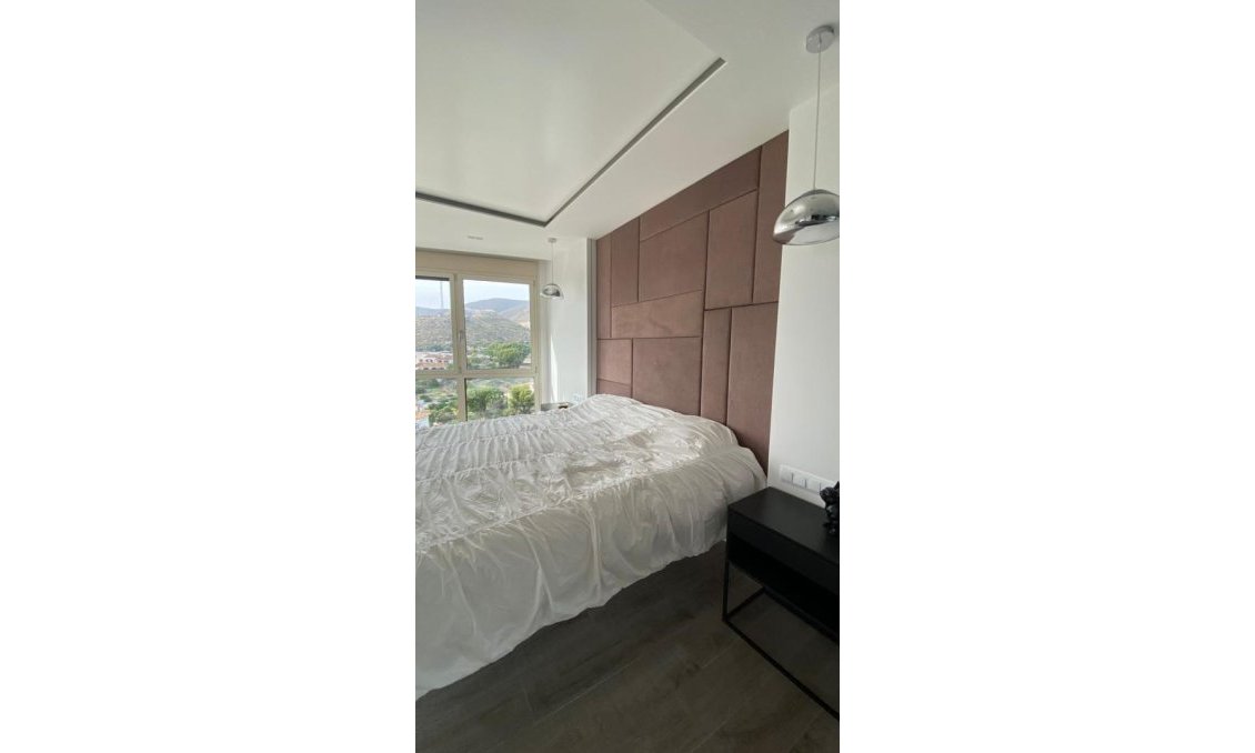 Wiederverkauf - Town House -
El Campello - Costa Blanca