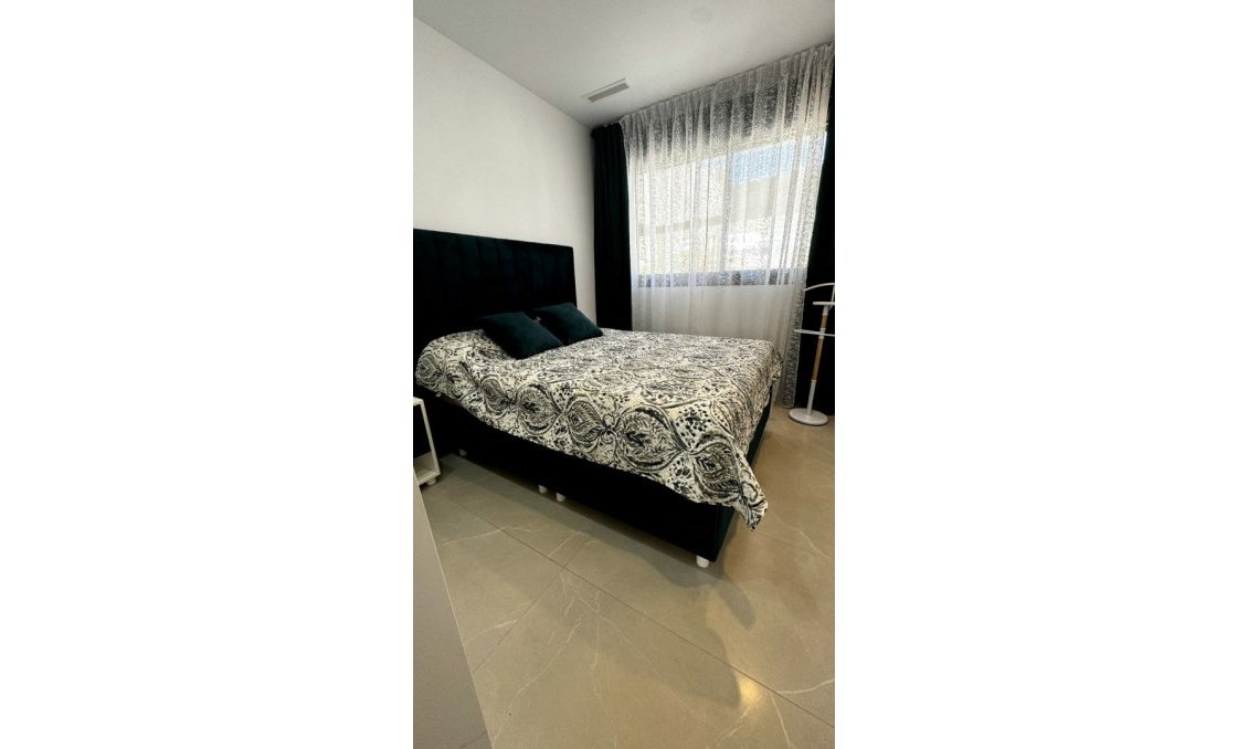 Revânzare - Apartament -
Benidorm - Costa Blanca