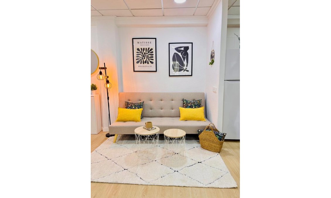 Resale - Apartment -
Torrevieja - Costa Blanca