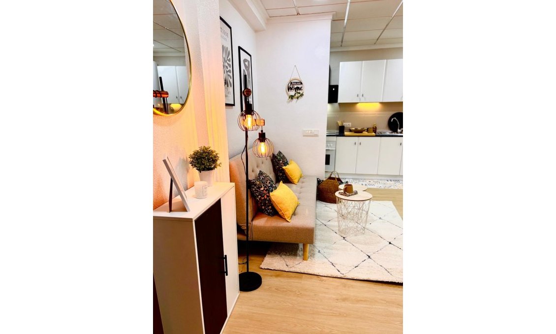 Resale - Apartment -
Torrevieja - Costa Blanca