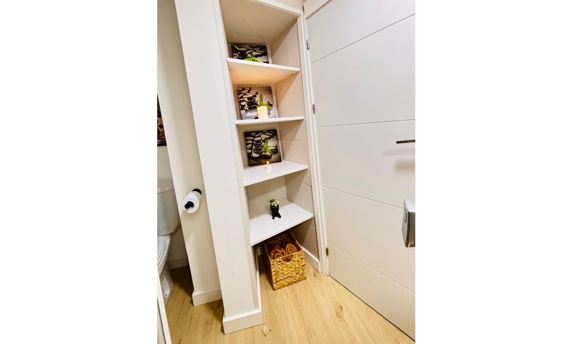 Resale - Apartment -
Torrevieja - Costa Blanca