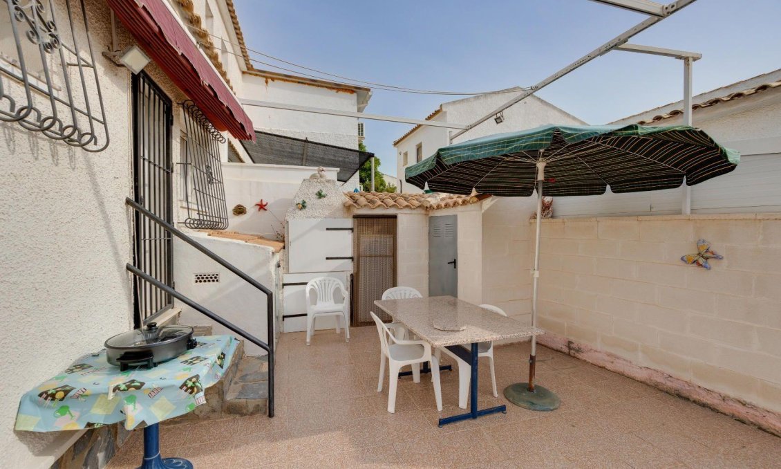 Wiederverkauf - Villa -
Orihuela Costa - La Florida