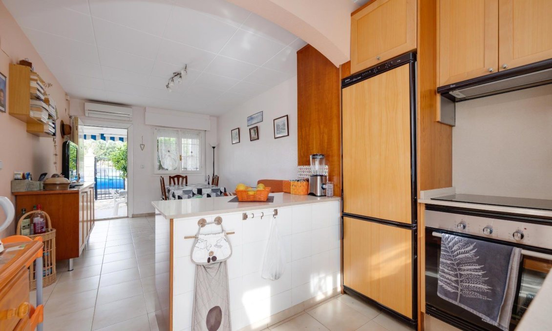 Wiederverkauf - Villa -
Orihuela Costa - La Florida