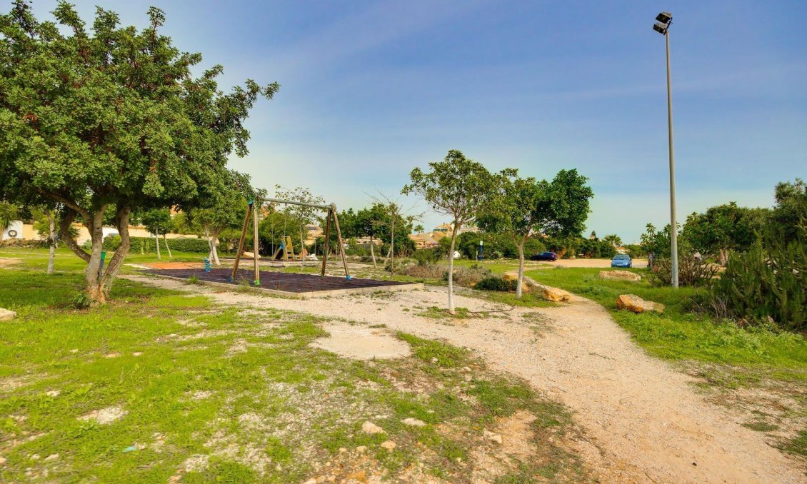 Wiederverkauf - Villa -
Orihuela Costa - La Florida