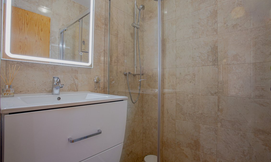 Revânzare - Vilă -
Orihuela Costa - Costa Blanca