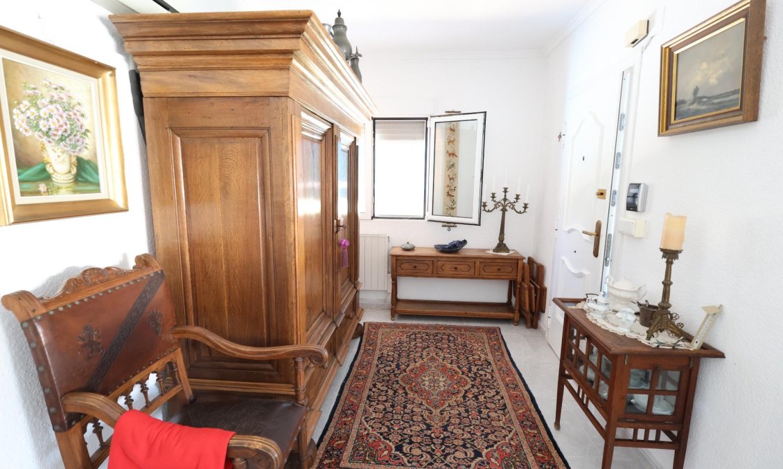 Wiederverkauf - Town House -
Torrevieja - Costa Blanca