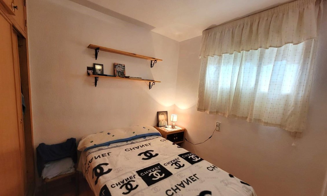 Resale - Apartment -
Torrevieja - Nueva Torrevieja