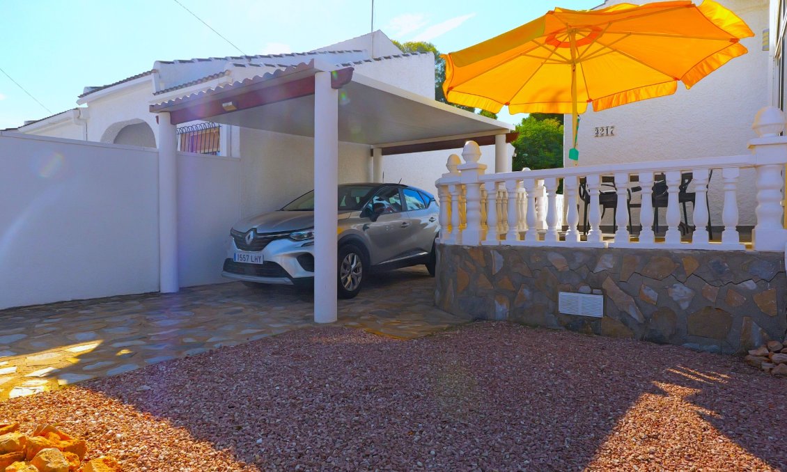 Revente - Villa -
Torrevieja - Costa Blanca