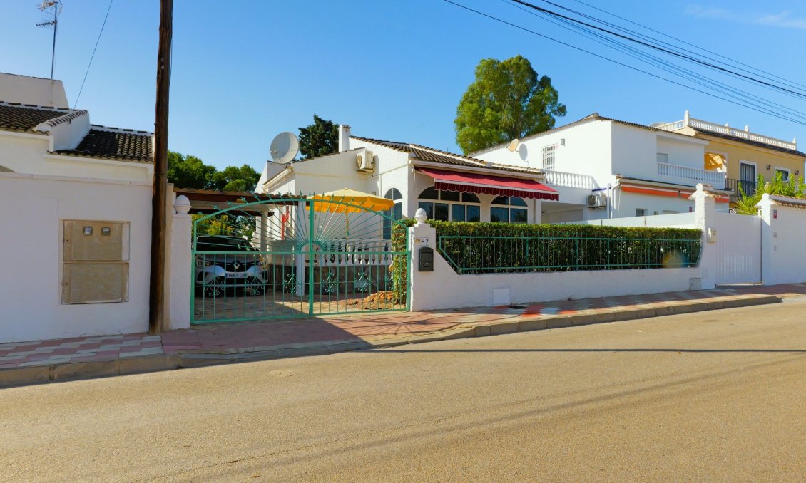 Revente - Villa -
Torrevieja - Costa Blanca