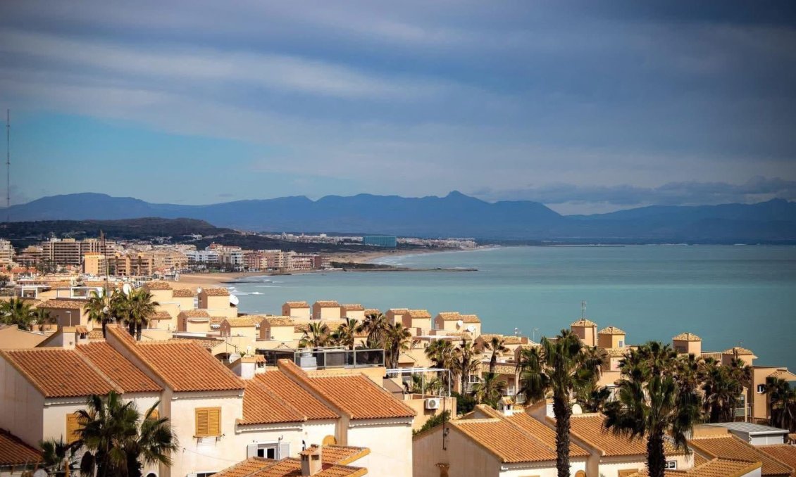Resale - Town House -
Cabo Cervera - Costa Blanca