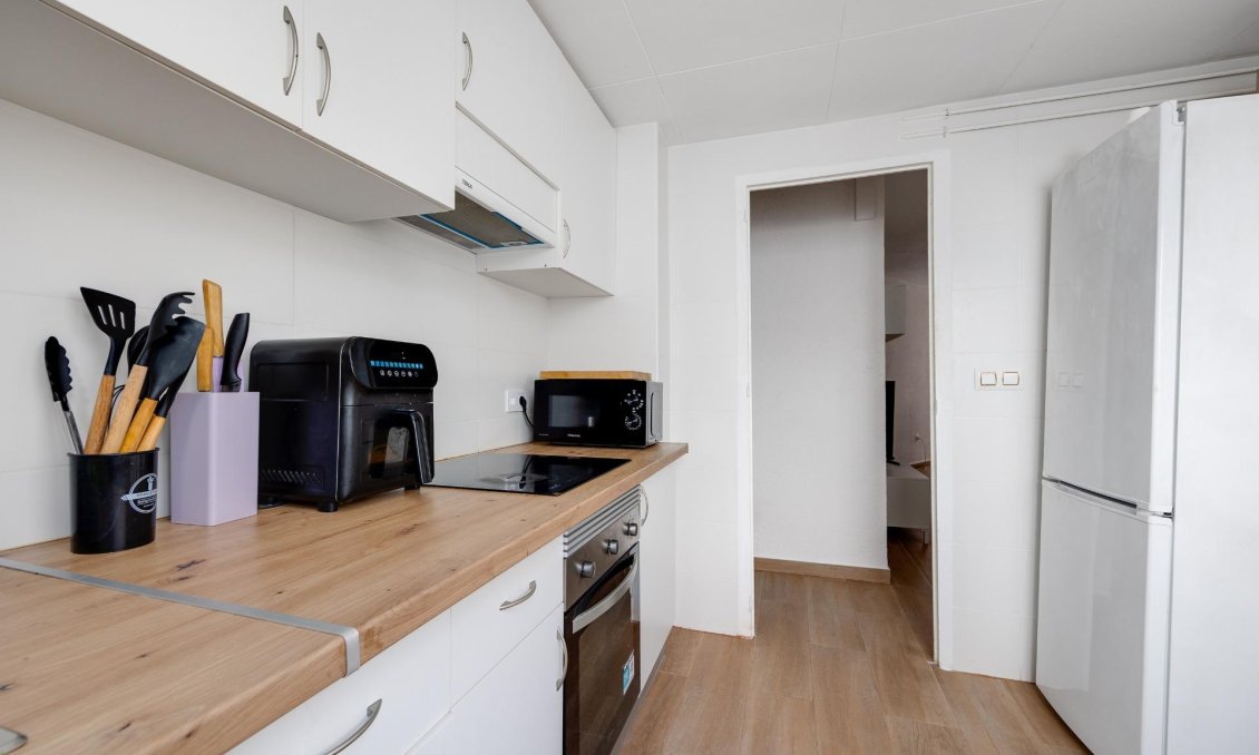 Resale - Apartment -
Torrevieja - Centro