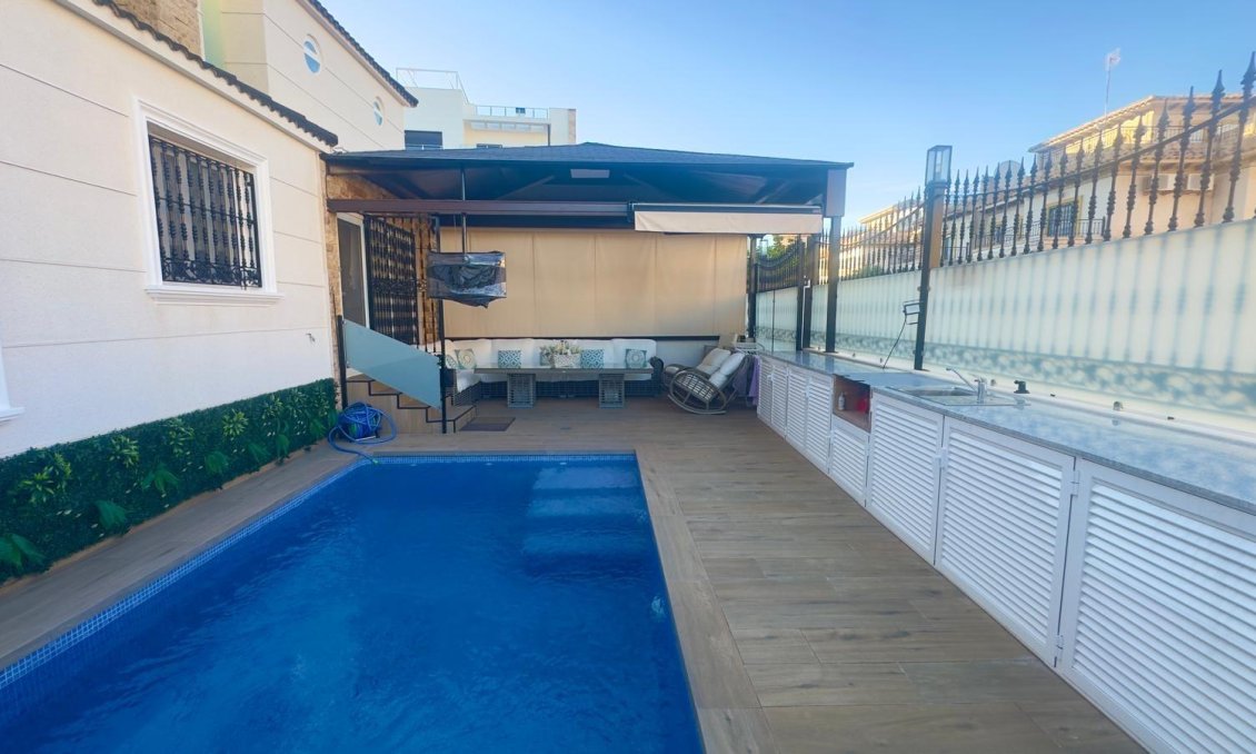 Wiederverkauf - Town House -
Orihuela Costa - La Zenia