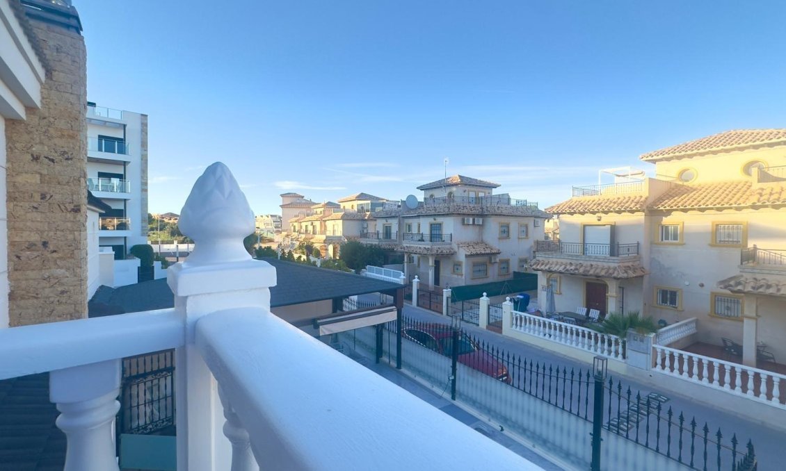 Wiederverkauf - Town House -
Orihuela Costa - La Zenia