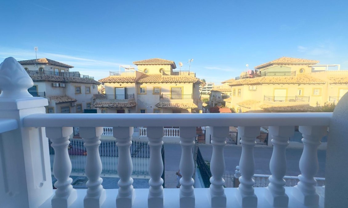 Wiederverkauf - Town House -
Orihuela Costa - La Zenia