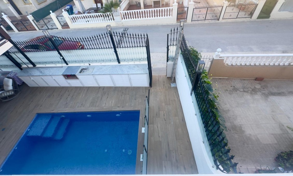 Wiederverkauf - Town House -
Orihuela Costa - La Zenia