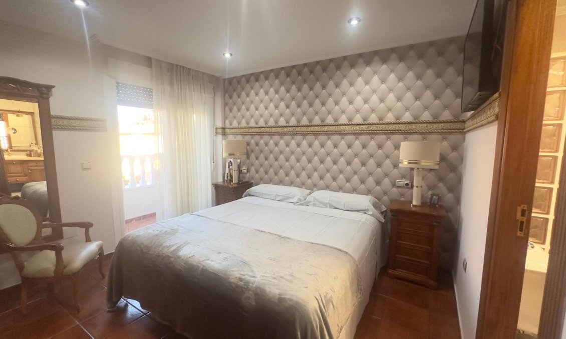 Wiederverkauf - Town House -
Orihuela Costa - La Zenia