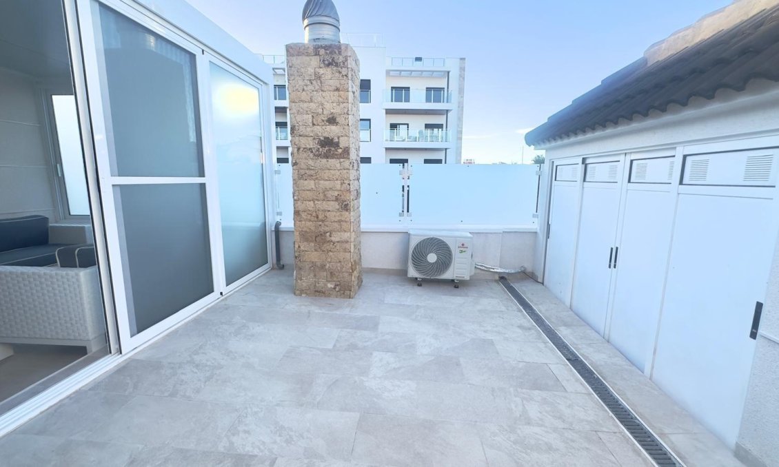 Wiederverkauf - Town House -
Orihuela Costa - La Zenia