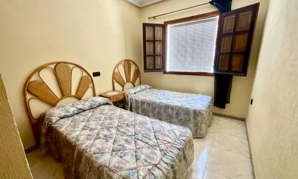 Wiederverkauf - Bungalow -
Torrevieja - Torreblanca